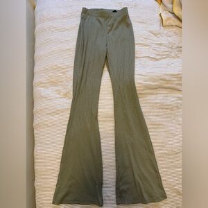 H&M Green Ribbed Flare Leggings